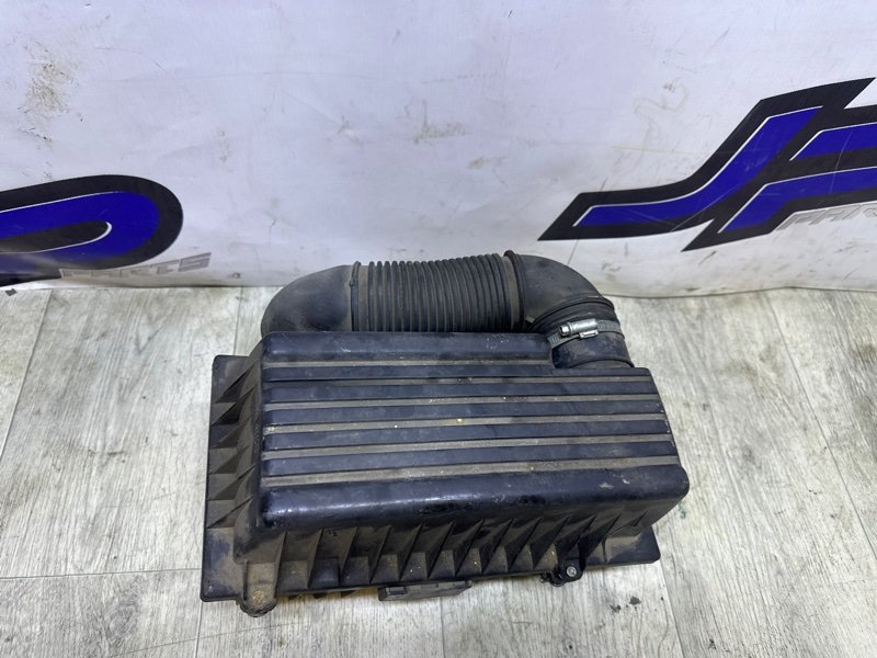 Корпус воздушного фильтра Peugeot 406 PSA RFV