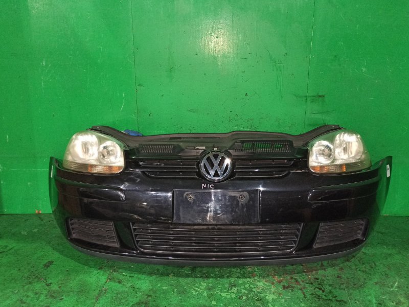 Nose cut Volkswagen Golf 1K1 10.2003