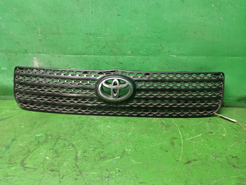 Решетка радиатора Toyota Succeed NCP50 передняя 53111-52150