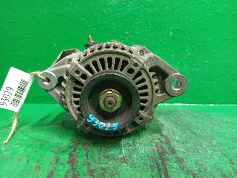 Генератор Toyota Probox NCP51 1NZ-FE 27060-21080