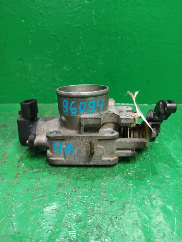 Дроссельная заслонка Toyota Corolla AE110 5A-FE 22210-15090