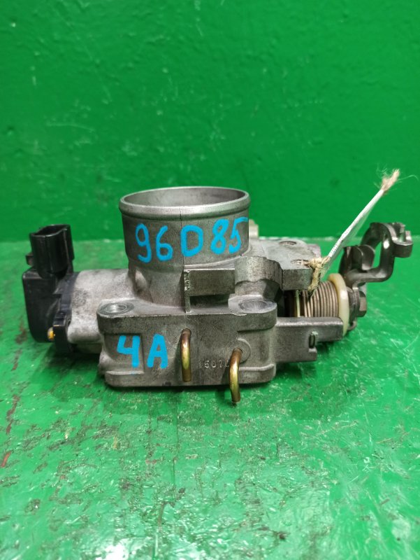 Дроссельная заслонка Toyota Corolla AE110 4A-FE 22210-15070