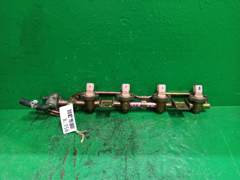 Форсунки бензиновые NISSAN PRESEA R11 GA15DE (б/у)