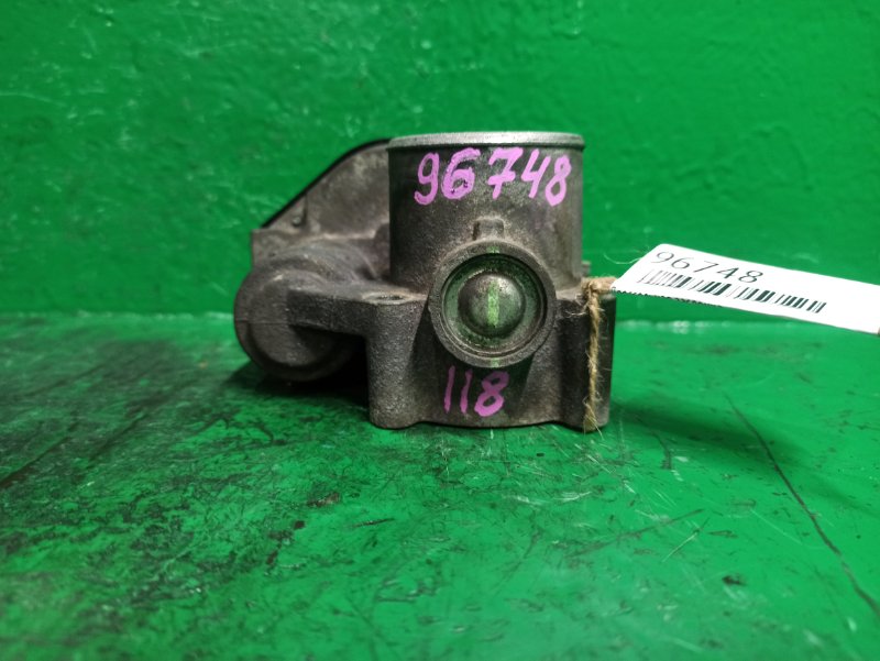 Дроссельная заслонка Ford Focus Ii CB4 HWDA VP2S6U-9E927-FC