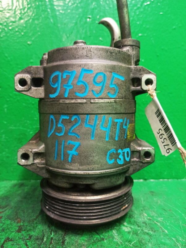 Компрессор кондиционера VOLVO XC90 C71 D5244T4 31308261 (б/у)
