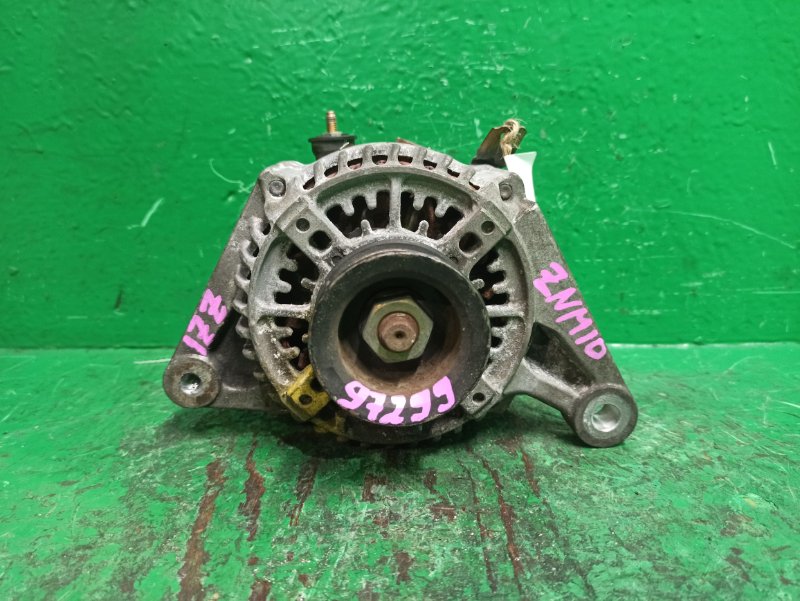 Генератор TOYOTA ISIS ZNM10 1ZZ-FE 27060-22120 (б/у)