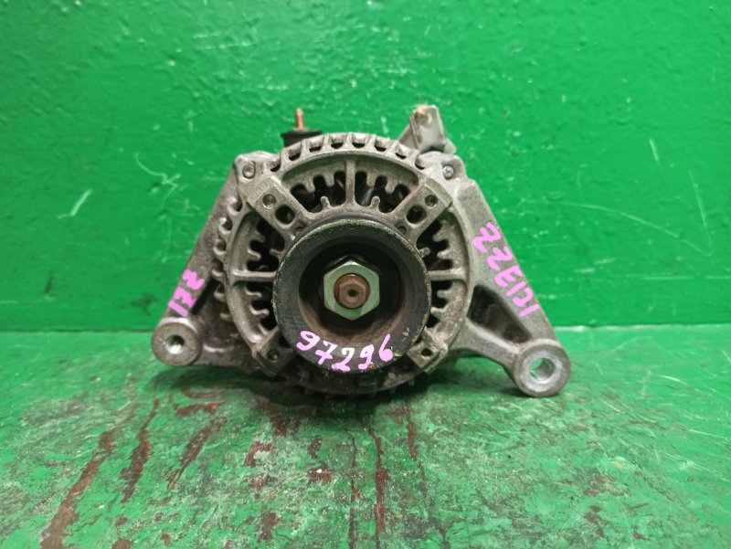 Генератор TOYOTA COROLLA FIELDER ZZE121 1ZZ-FE 27060-22120 (б/у)