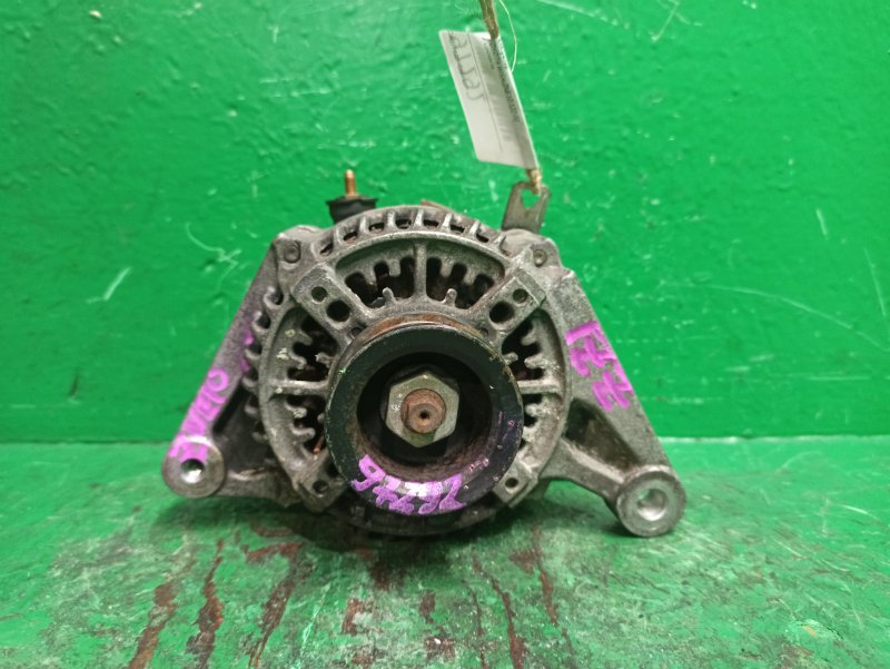 Генератор TOYOTA WISH ZNE10 1ZZ-FE 27060-22120 (б/у)