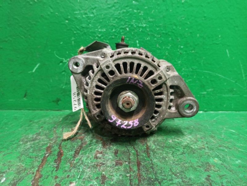 Генератор TOYOTA ALLEX NZE120 1NZ-FE 27060-21111 (б/у)