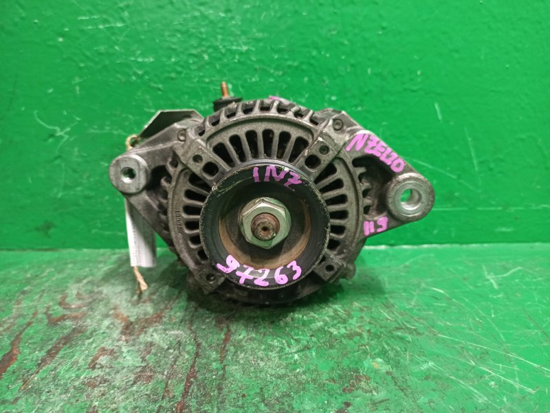 Генератор TOYOTA COROLLA NZE120 1NZ-FE 27060-21111 (б/у)