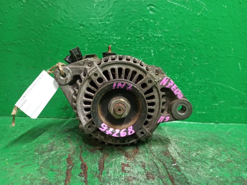 Генератор TOYOTA COROLLA SPACIO NZE120 1NZ-FE 27060-21080 (б/у)
