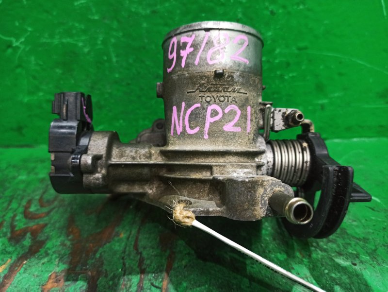Дроссельная заслонка TOYOTA FUNCARGO NCP21 1NZ-FE (б/у)