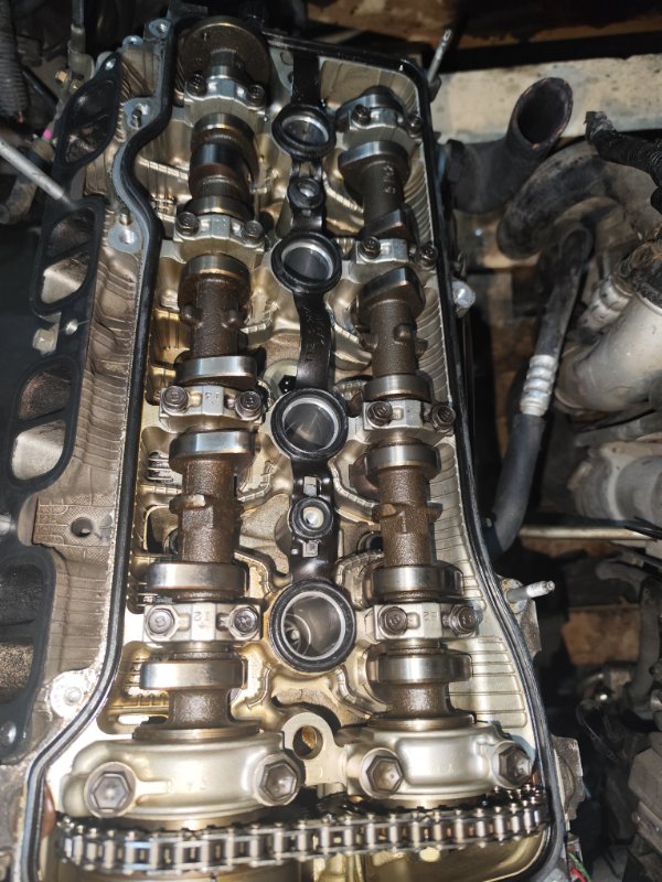 Двигатель TOYOTA AVENSIS AZT250 1AZ-FSE 523339 (б/у)
