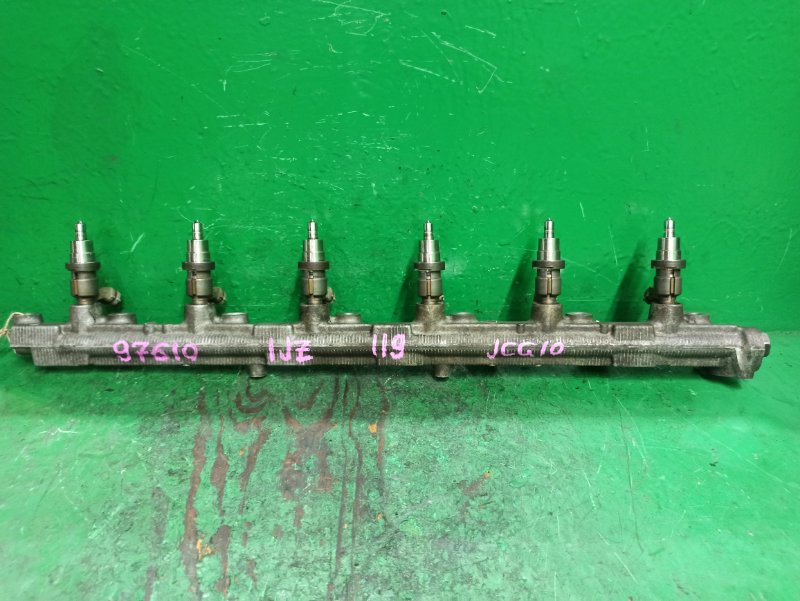 Форсунки бензиновые TOYOTA BREVIS JCG10 1JZ-FSE 23250-46131 (б/у)