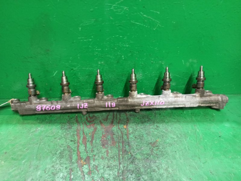 Форсунки бензиновые TOYOTA MARK II JZX110 1JZ-FSE 23250-46131 (б/у)