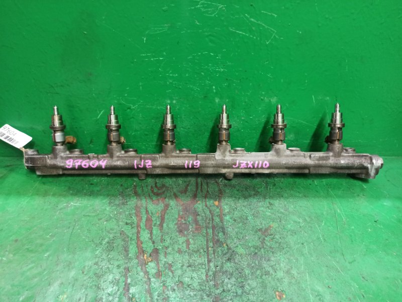 Форсунки бензиновые TOYOTA MARK II JZX110 1JZ-FSE 23250-46131 (б/у)