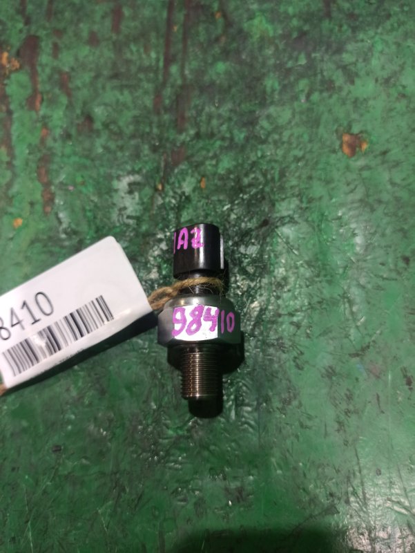 Датчик давления топлива TOYOTA MARK II JZX110 1JZ-FSE 89458-22010 (б/у)