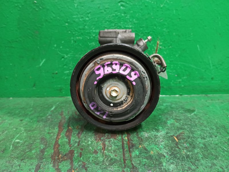 Компрессор кондиционера TOYOTA HILUX GUN126 1GD-FTV X1447280-2720 (б/у)