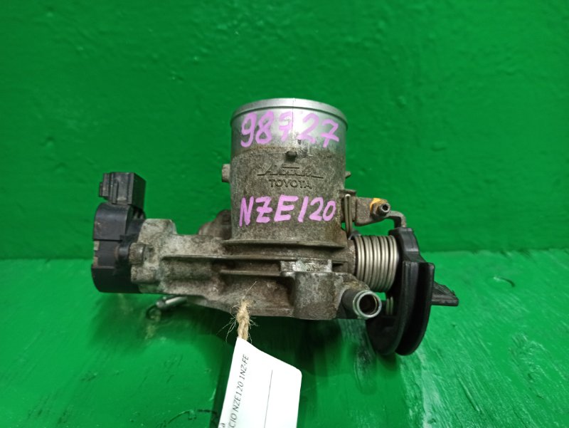 Дроссельная заслонка TOYOTA COROLLA SPACIO NZE120 1NZ-FE 22210-21010 (б/у)