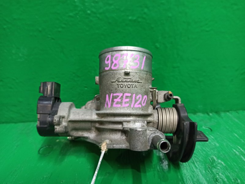 Дроссельная заслонка TOYOTA COROLLA SPACIO NZE120 1NZ-FE 22210-21010 (б/у)