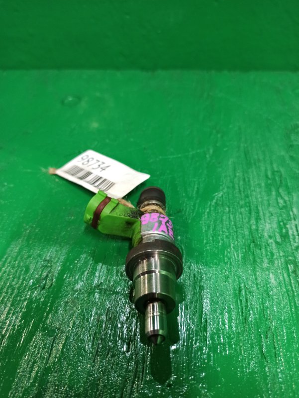 Форсунки бензиновые TOYOTA PREMIO AZT240 1AZ-FSE 23250-28070 (б/у)