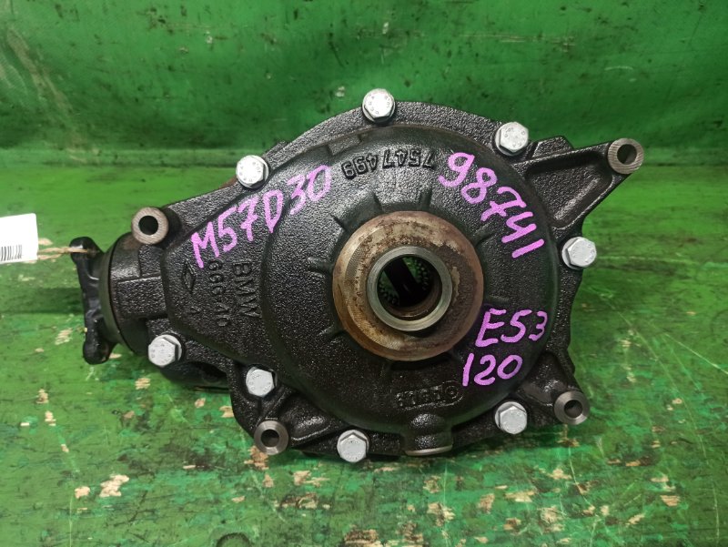 Редуктор BMW X5 E53 M57D30 3 передний 7524542 (б/у)