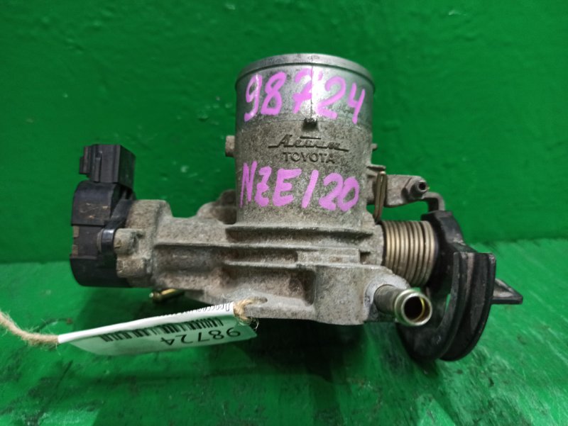 Дроссельная заслонка TOYOTA COROLLA SPACIO NZE120 1NZ-FE 22210-21010 (б/у)