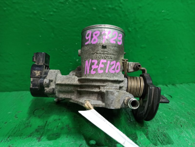 Дроссельная заслонка TOYOTA COROLLA SPACIO NZE120 1NZ-FE 22210-21010 (б/у)