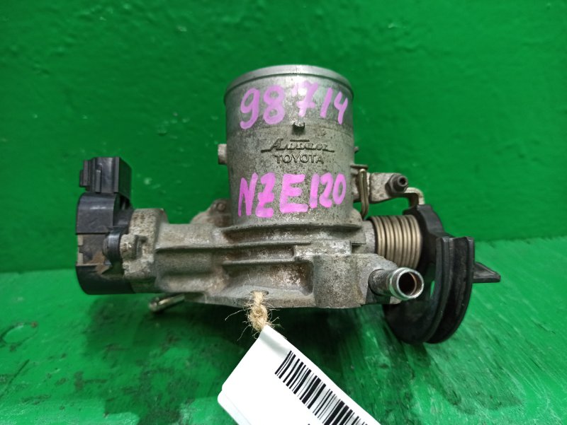 Дроссельная заслонка TOYOTA COROLLA RUNX NZE120 1NZ-FE 22210-21010 (б/у)
