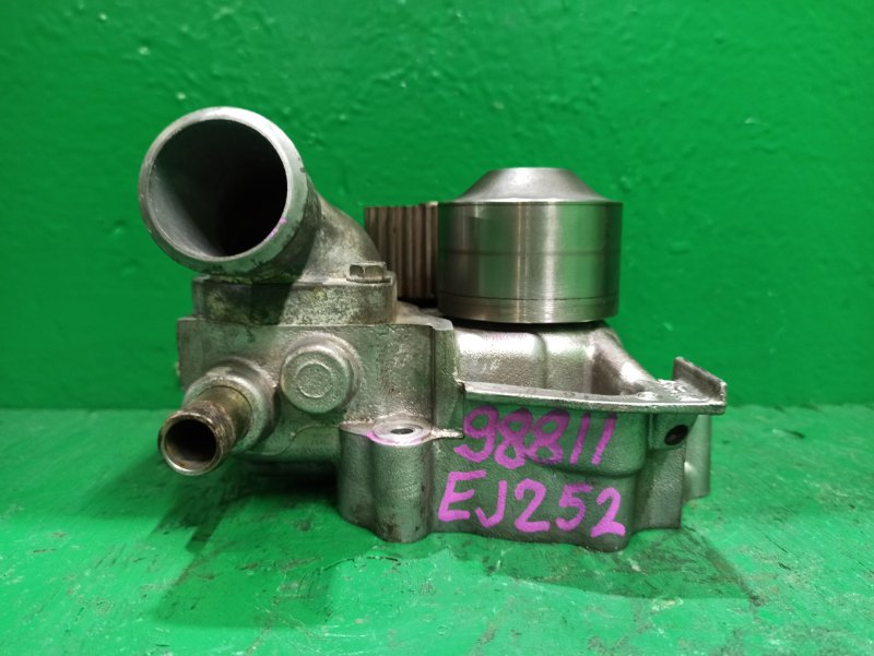 Помпа SUBARU LEGACY BP9 EJ252 (б/у)