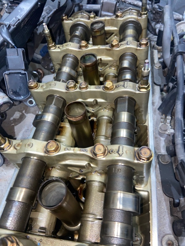 Двигатель HONDA CR-V RD7 K24A1 2404217 (б/у)