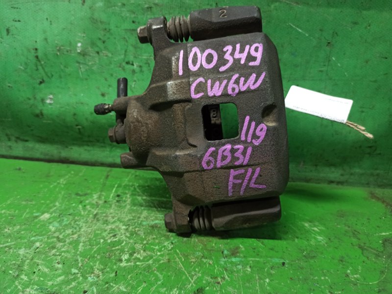 Суппорт MITSUBISHI OUTLANDER CW6W 6B31 передний левый (б/у)