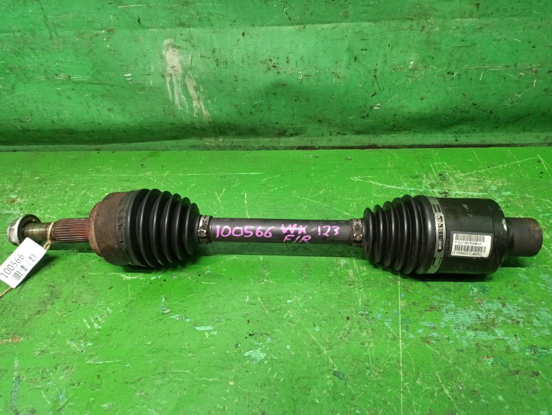 Привод JEEP GRAND CHEROKEE WK EXL передний правый P52104590AA (б/у)