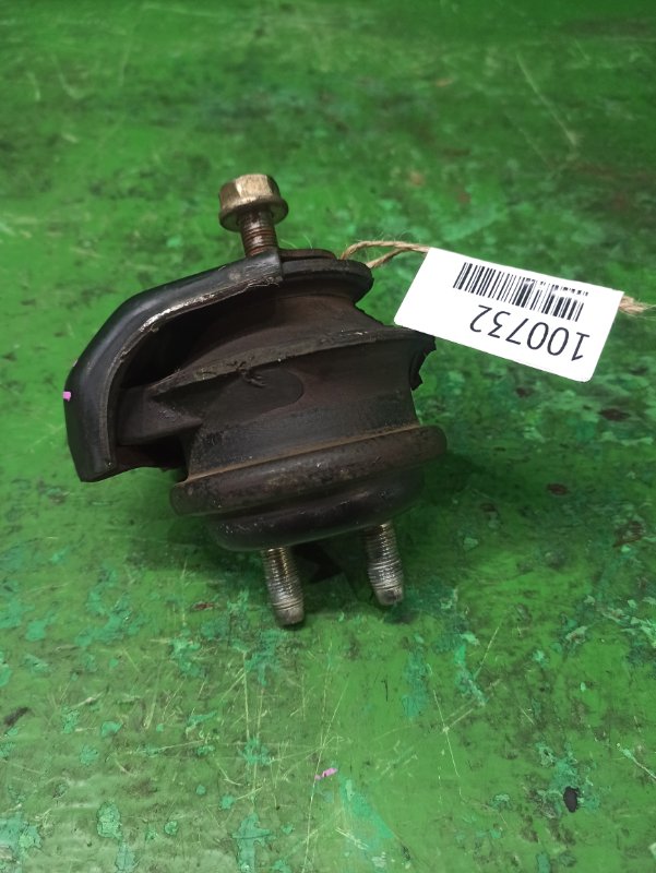 Подушка двигателя TOYOTA MARK II GX110 1G-FE BEAMS передняя правая 12361-70230 (б/у)
