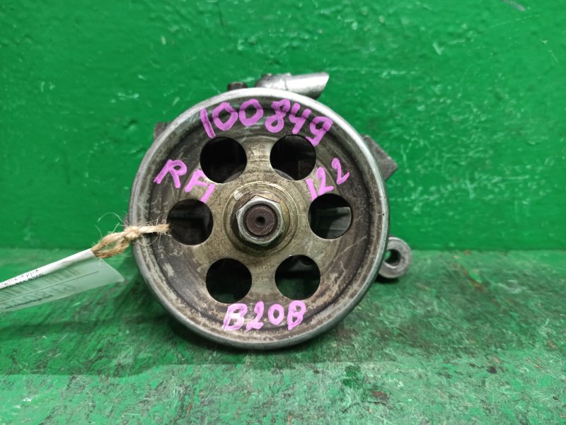 Насос гидроусилителя руля HONDA STEPWGN RF1 B20B (б/у)