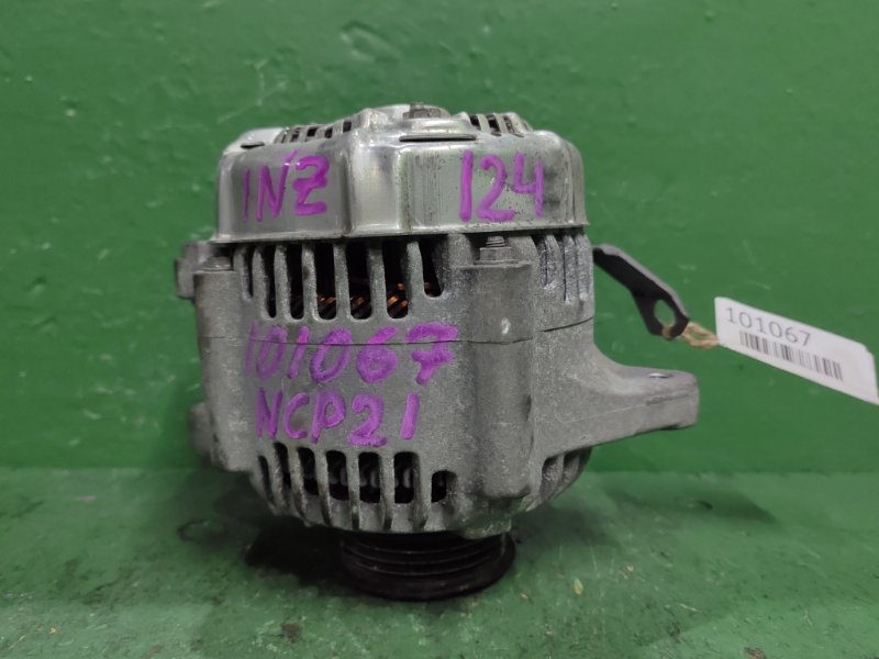 Генератор TOYOTA FUNCARGO NCP21 1NZ-FE 27060-21131 (б/у)