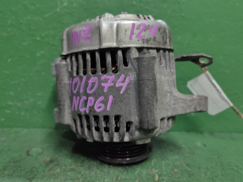 Генератор TOYOTA IST NCP61 1NZ-FE 27060-21130 (б/у)