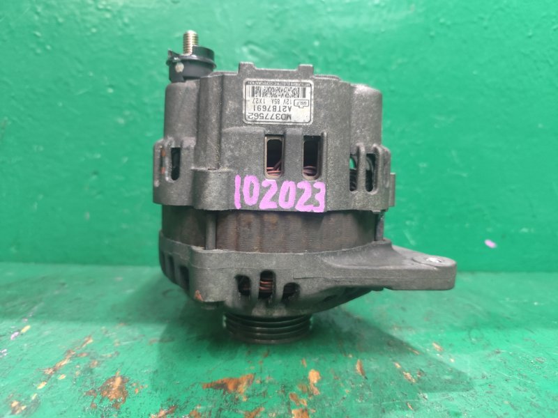 Генератор MITSUBISHI MIRAGE DINGO CQ2A 4G15 MD377562 (б/у)