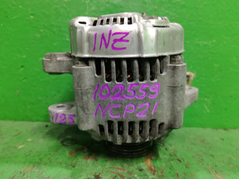 Генератор TOYOTA FUNCARGO NCP21 1NZ-FE 27060-21150 (б/у)