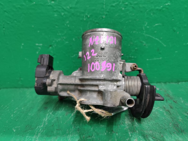 Дроссельная заслонка TOYOTA COROLLA NZE121 1NZ-FE 22210-21010 (б/у)