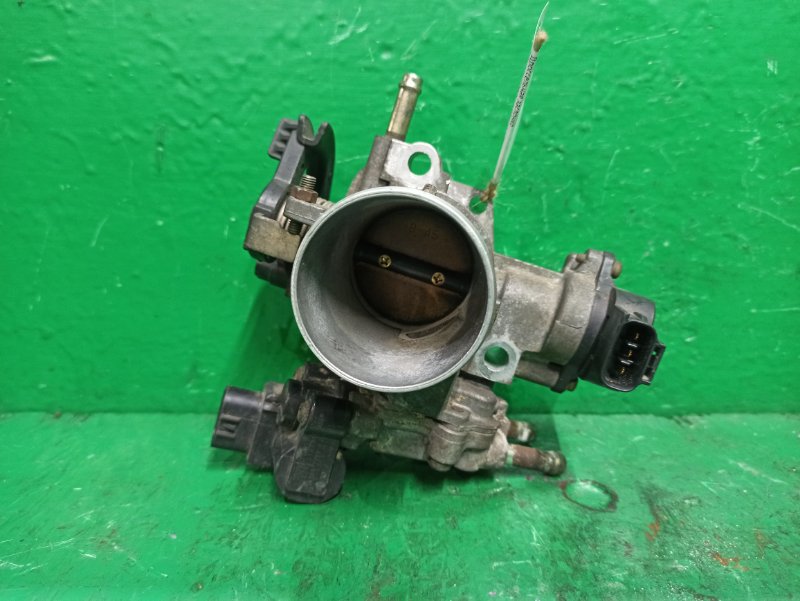 Дроссельная заслонка TOYOTA COROLLA SPACIO NZE120 1NZ-FE 22210-21010 (б/у)