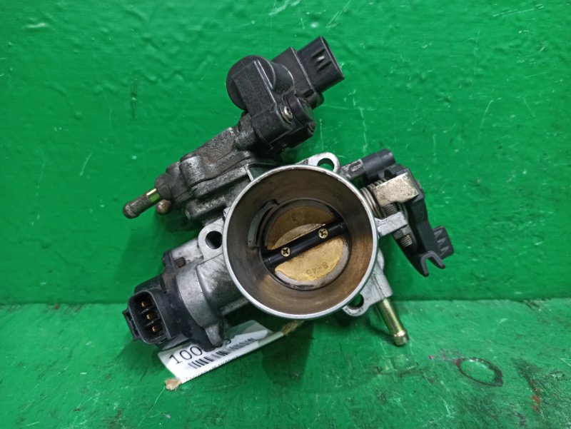 Дроссельная заслонка TOYOTA COROLLA SPACIO NZE120 1NZ-FE 22210-21010 (б/у)