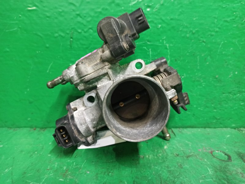 Дроссельная заслонка TOYOTA COROLLA SPACIO NZE120 1NZ-FE 22210-21010 (б/у)