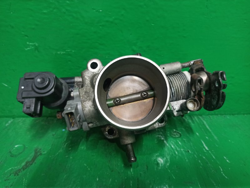 Дроссельная заслонка HYUNDAI TUCSON JM G6BA 35100-37420 (б/у)