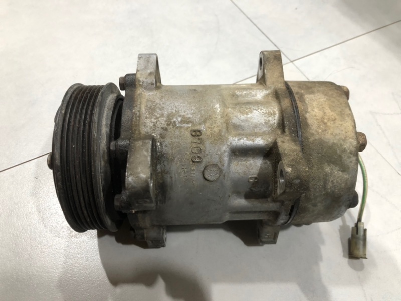 Компрессор кондиционера Volvo 960 B6304S