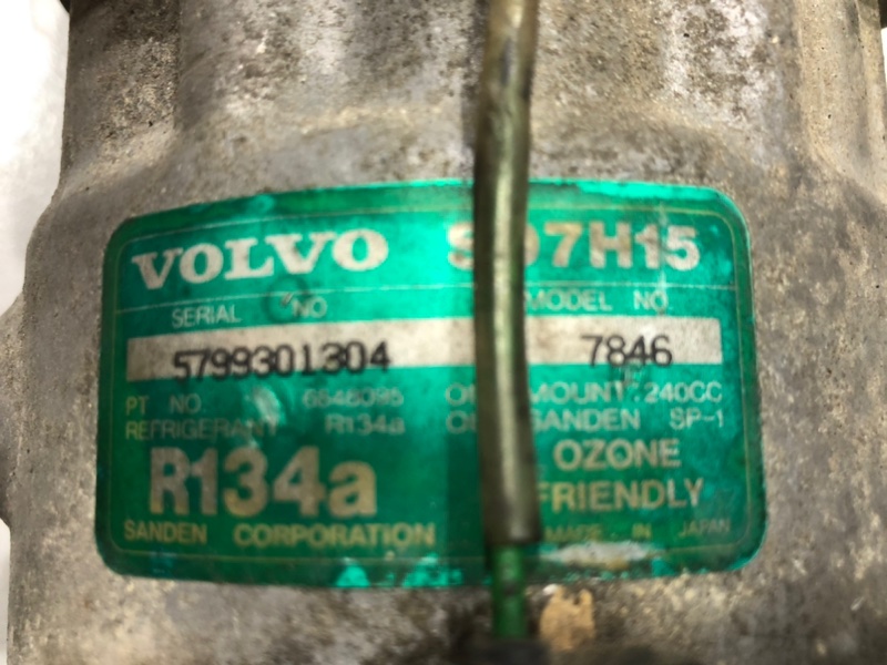 Компрессор кондиционера 960 1995 B6304S