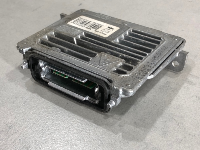 Блок розжига ксенона Volvo S60 2011 T6 89089352 контрактная