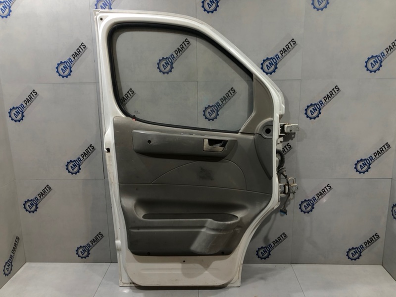 Дверь боковая передняя левая Maxus 2006