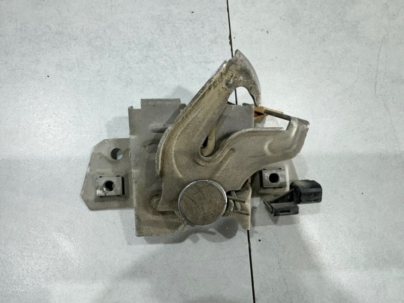 Замок капота S40 2009 MS B5244S2