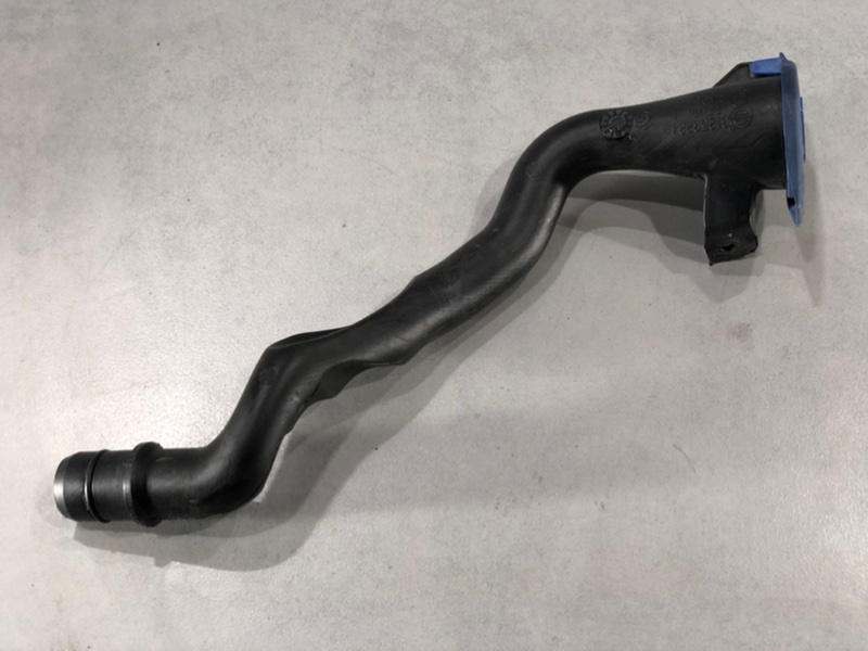 Горловина бачка стеклоомывателя Volvo S60 2011 FS B4164T 31253224 контрактная